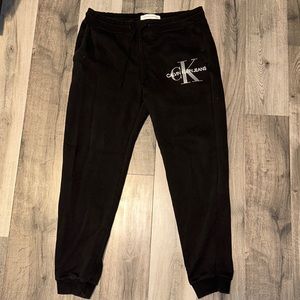 Calvin Klein jogging pants